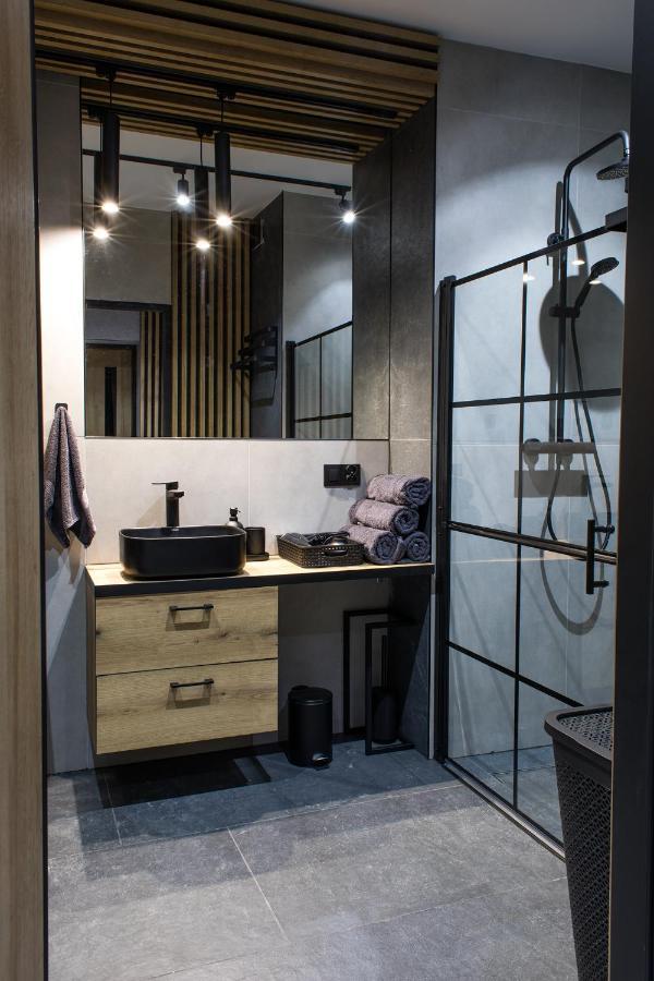 Apartament Black Loft نيسة المظهر الخارجي الصورة