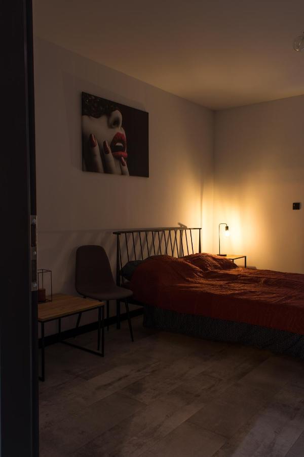 Apartament Black Loft نيسة المظهر الخارجي الصورة
